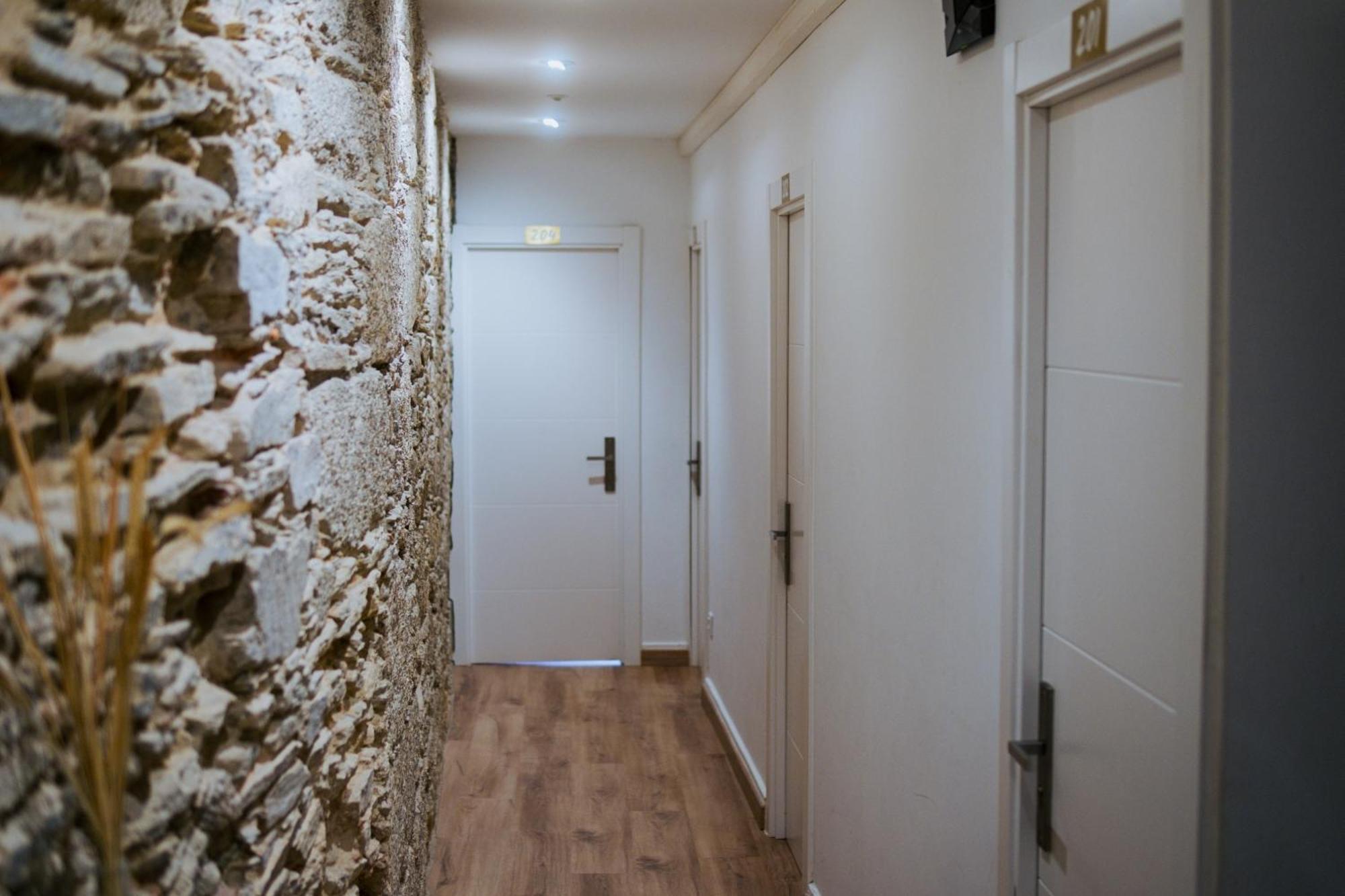 Hostal Santa Cruz Сантяго де Компостела Екстериор снимка