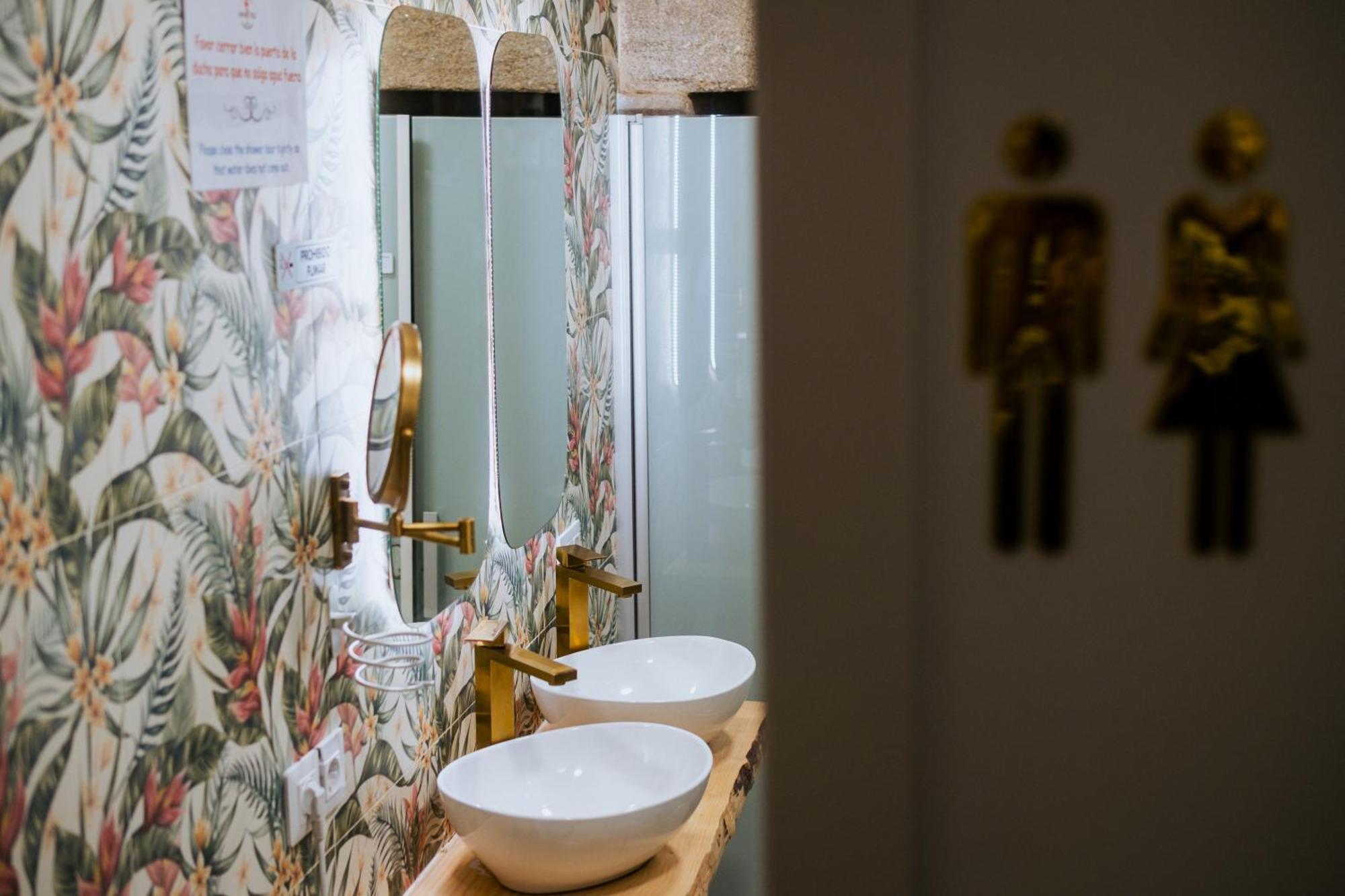Hostal Santa Cruz Сантяго де Компостела Екстериор снимка
